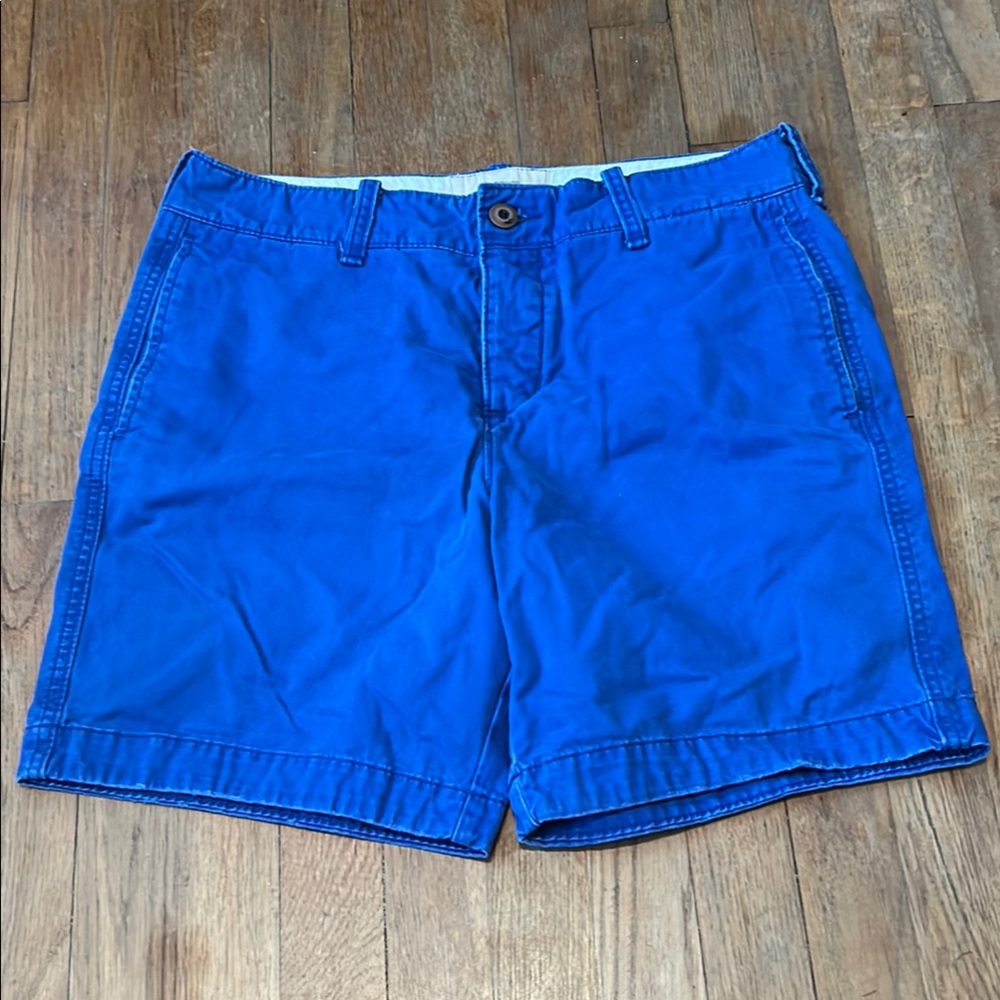 Hollister‎ Men's Vibrant Blue Flat Front Shorts 32 waist 8” inseam